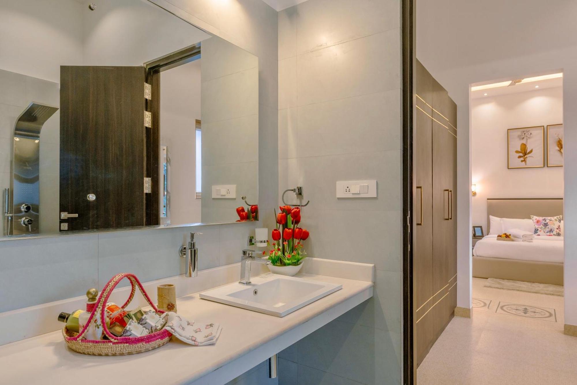 Villa Shambhala Luxury Villa With Private Pool Close To Anjuna Vagator Verla Bagian luar foto